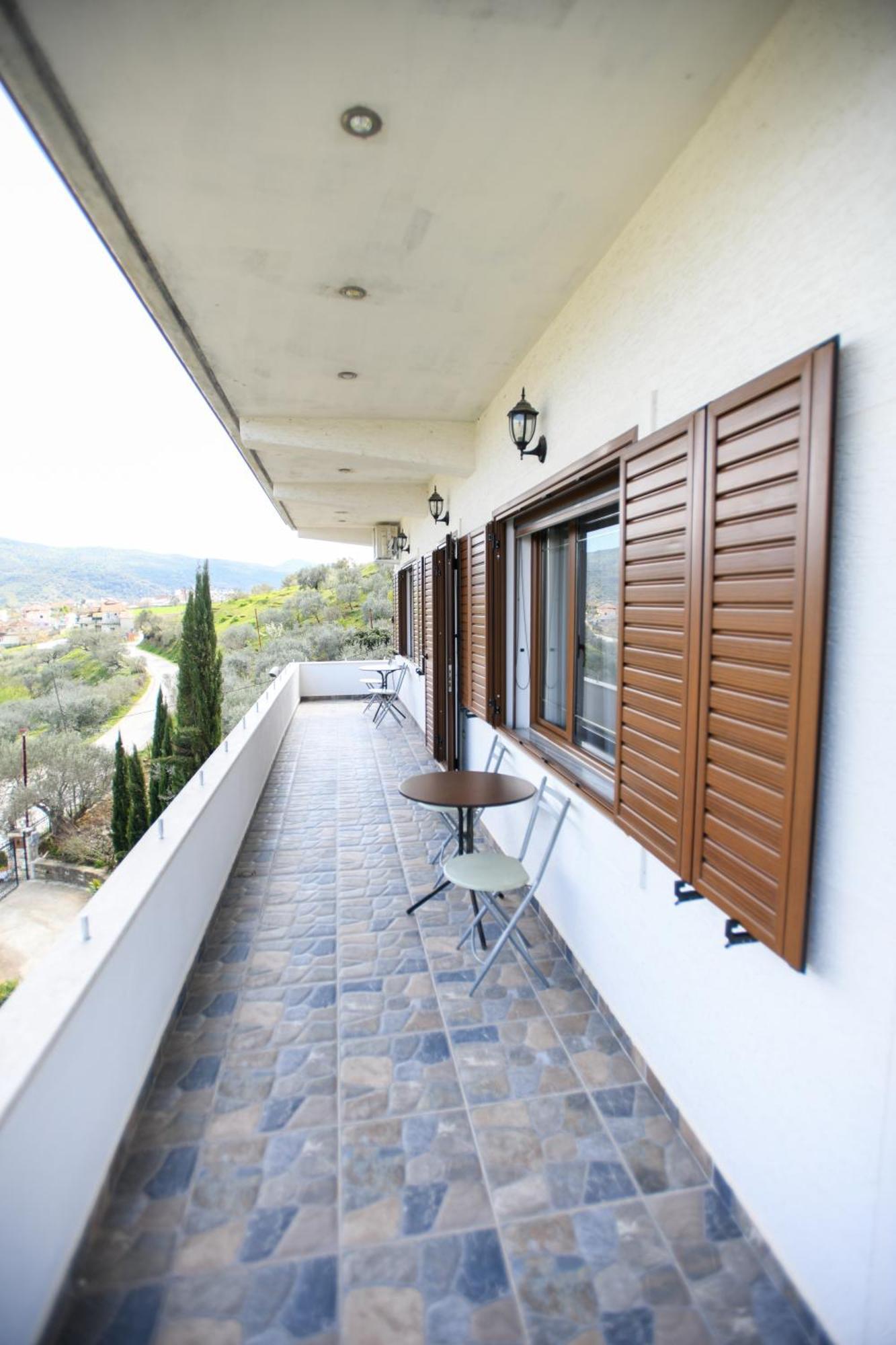 Villa Solitude Berat Exterior foto